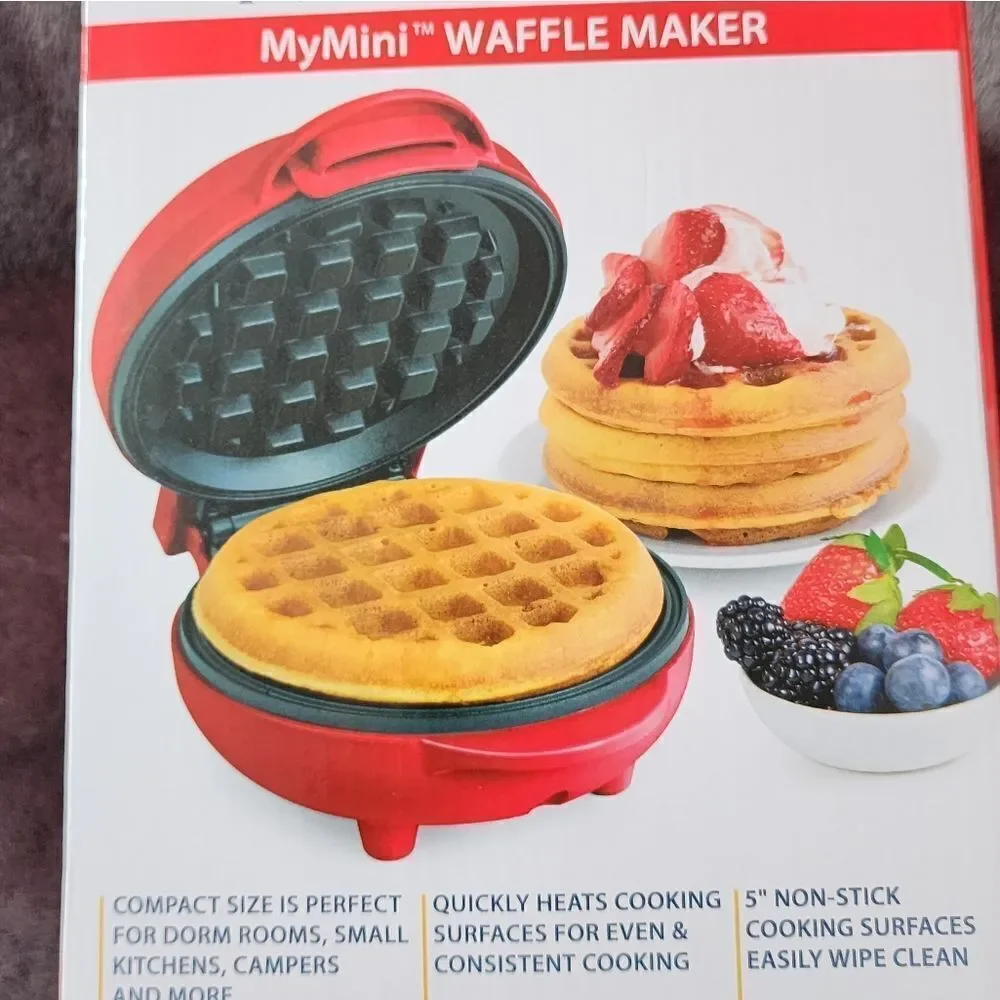 NEW NOSTALGIA MyMini Red Waffle Maker